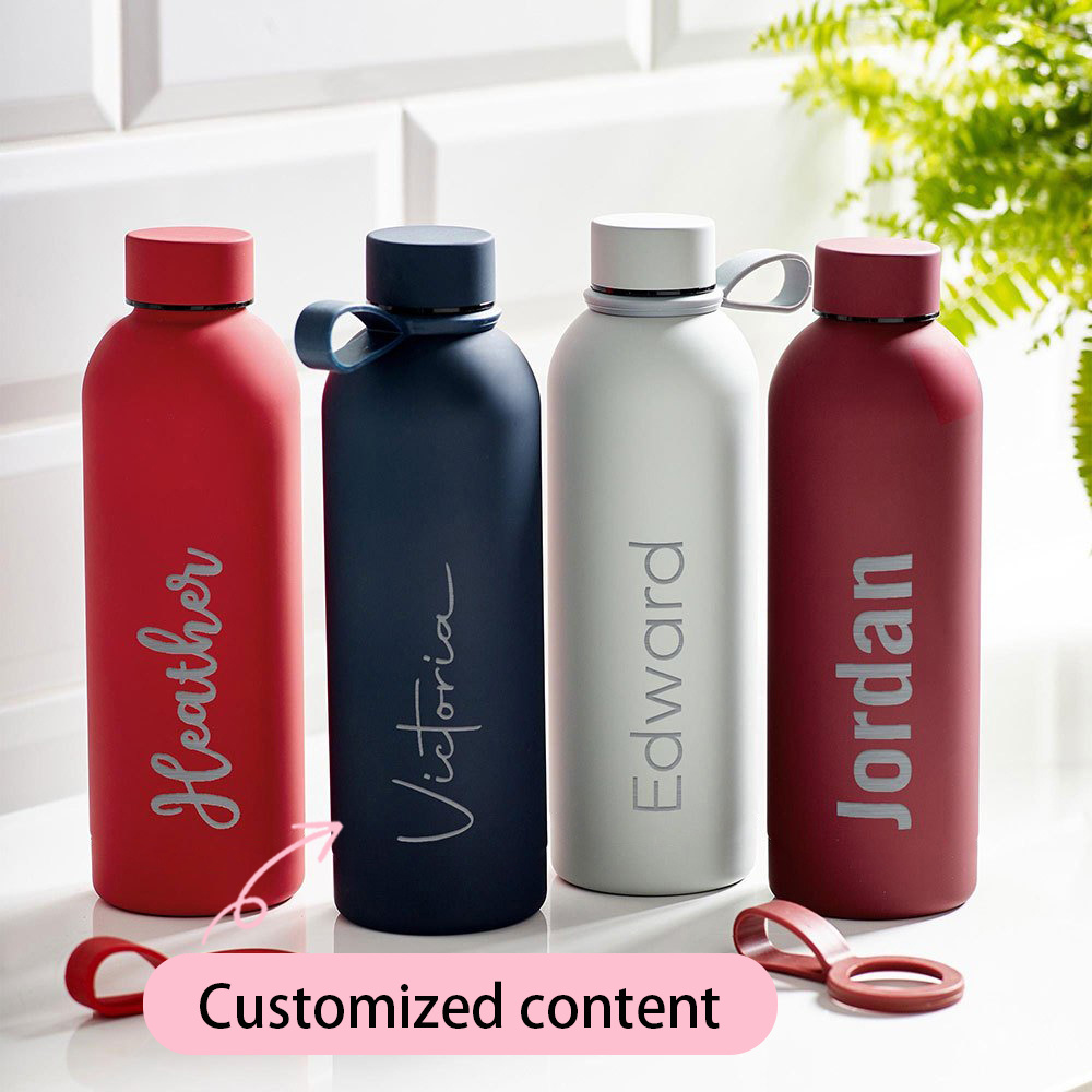 Sports Equipment And Names - Personalisierte Gravierte Edelstahl-Wasserflasche mit Namen, Isolierte